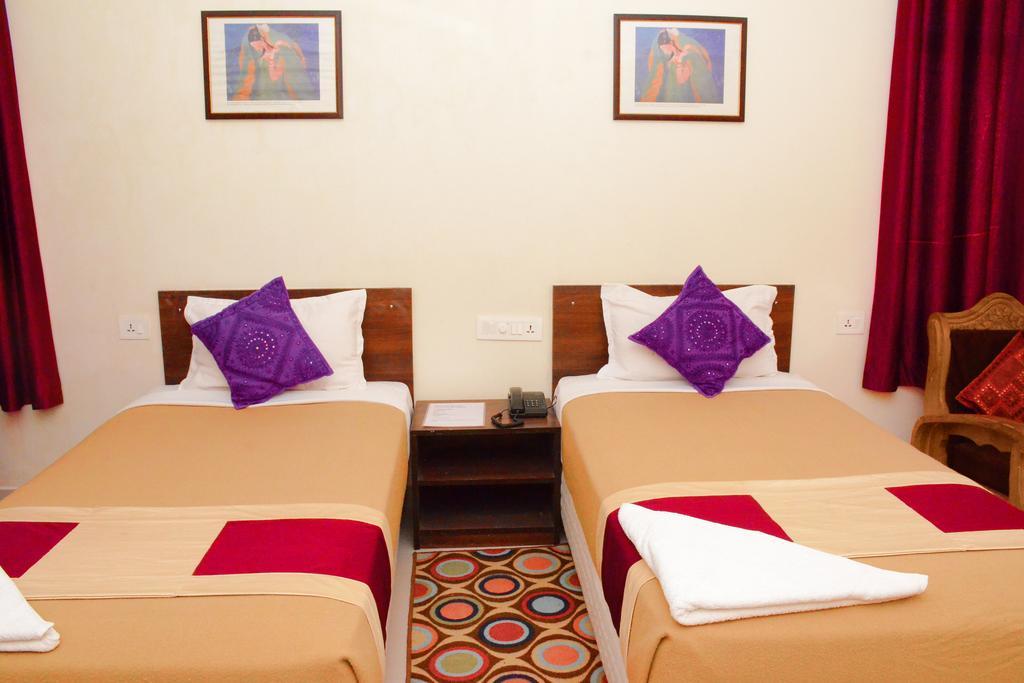 Hotel Bodh Vilas Exterior foto
